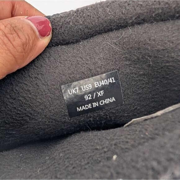 Hunter Women's Black Winter Boots - Picture 7 of 8